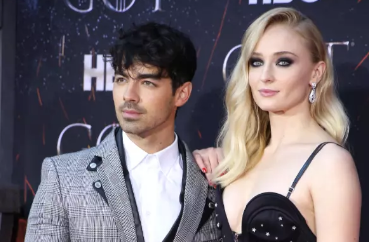 Sophie Turner e Joe Jonas dão boas-vindas ao primeiro filho