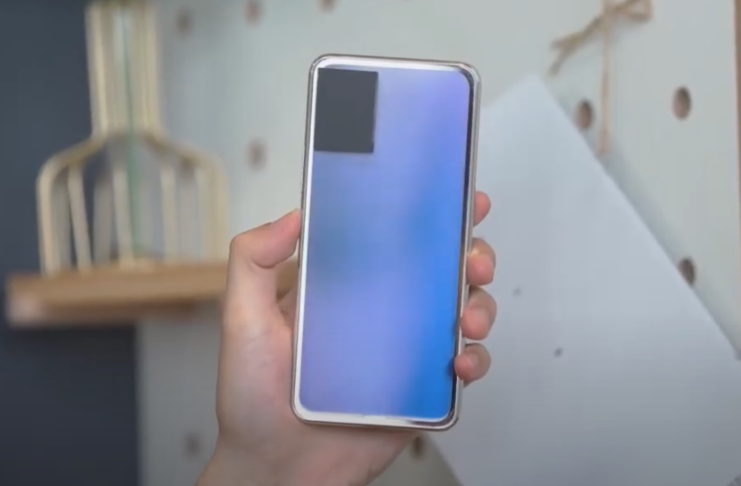 Vivo está fazendo celular com vidro traseiro que muda de cor