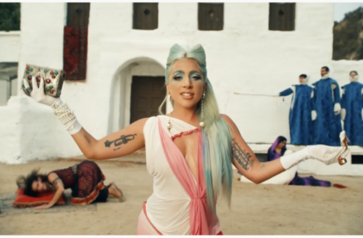 Lady Gaga lança vídeo de ‘911’, assista
