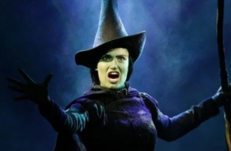 Filme de Wicked está sendo adiado por problemas na direção