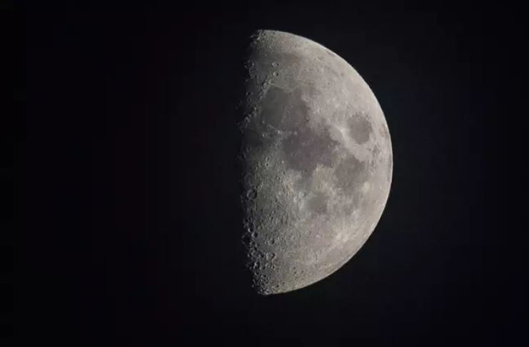 NASA descobriu que há mais água na Lua do que pensavam