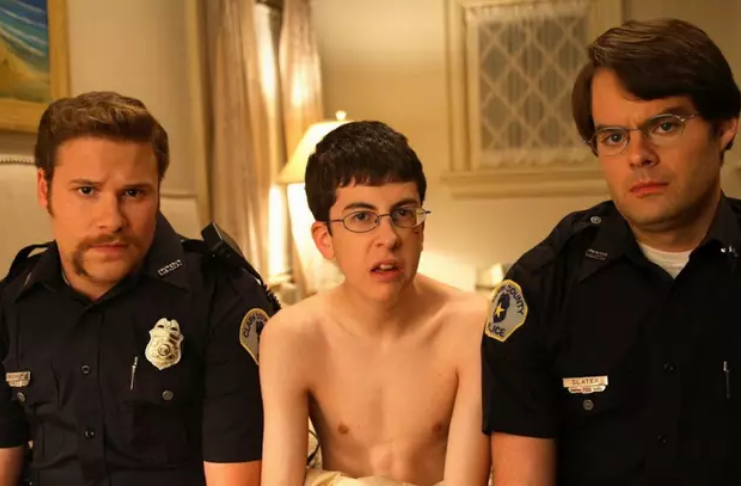 Elenco de Superbad se reune para assistir filme com fãs