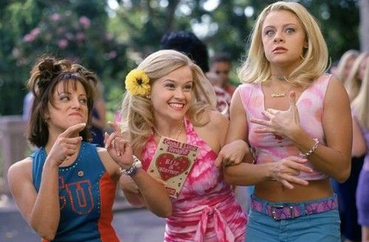 Reese Witherspoon anuncia reunião do elenco de Legalmente Loira