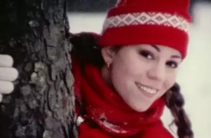 Foi lançada a Heart's Radio Station, rádio dedicada a músicas de Natal