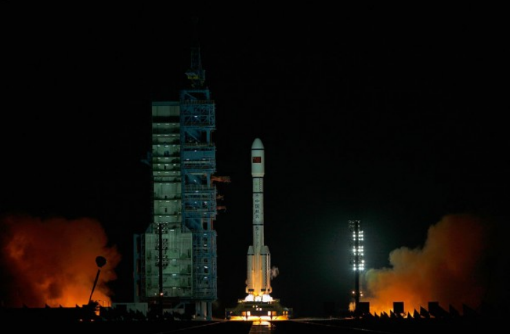 China competindo com SpaceX? País quer lançar 10.000 satélites no espaço