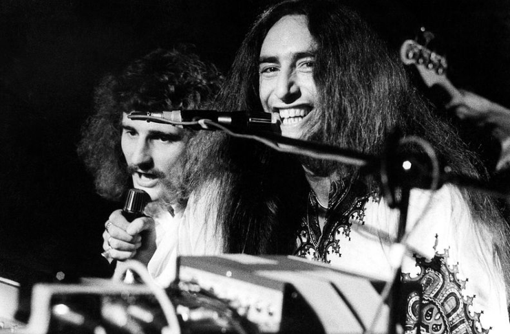 Músico do Uriah Heep, Ken Hensley, morre aos 75