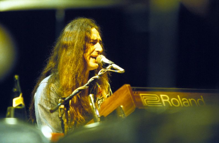 Músico do Uriah Heep, Ken Hensley, morre aos 75