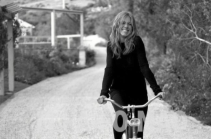 John Mayer é pego fotos curtindo de Jennifer Aniston