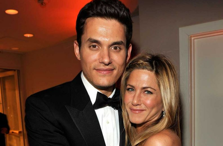 John Mayer é pego fotos curtindo de Jennifer Aniston