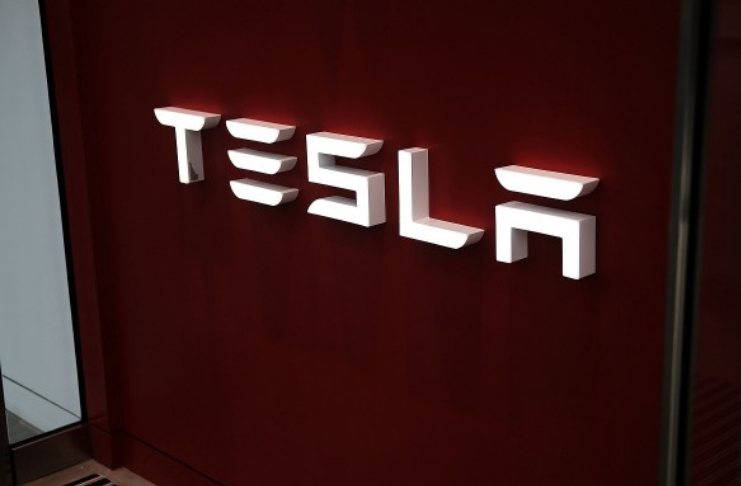 10 fatos legais sobre a Tesla que os candidatos a emprego devem saber
