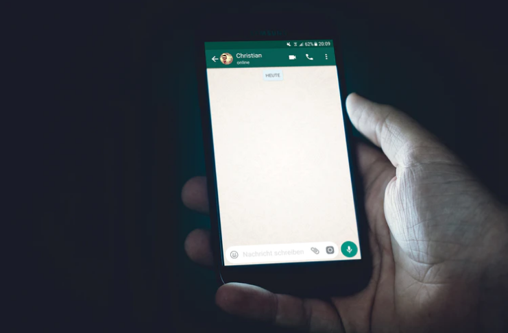 Whatsapp Web recebe atualização que inclui correção de erros, mas você deve baixar?