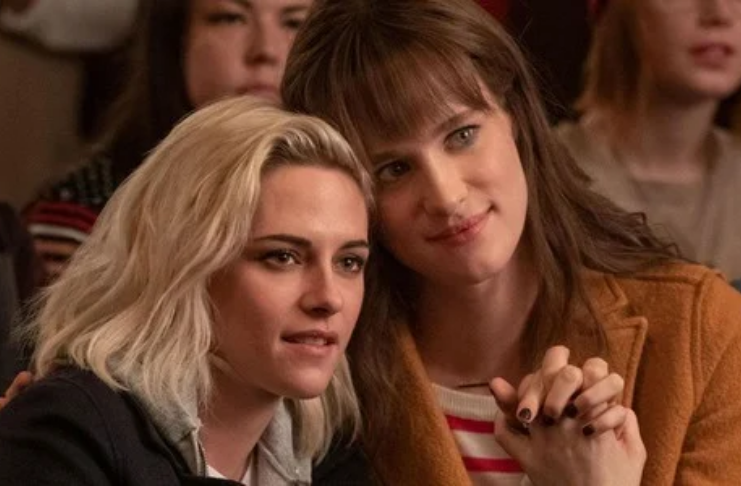 Porque o sucesso de Happiest Season no Hulu importa, de acordo com Clea Duvall