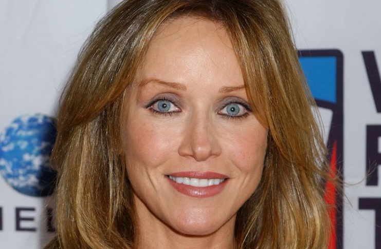 Tanya Roberts, estrela de That '70s Show e James Bond, morre aos 65 anos