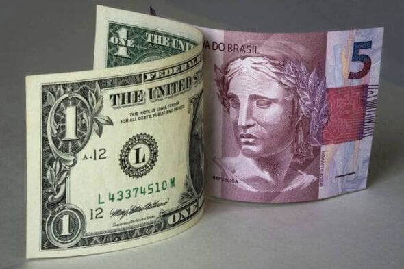 Dólar: como investir na moeda mais requisitada do mundo