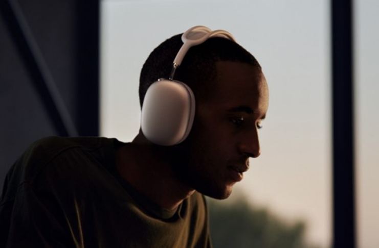 Usuários do Apple AirPods Max reclamam de drenagem excessiva de bateria