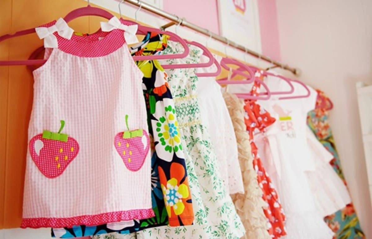 Os 10 melhores brechós infantis online para economizar na compra de roupa da criançada