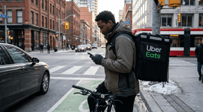 How to Start Delivering with Uber Eats in Canada: A Complete Guide for First-Time Couriers