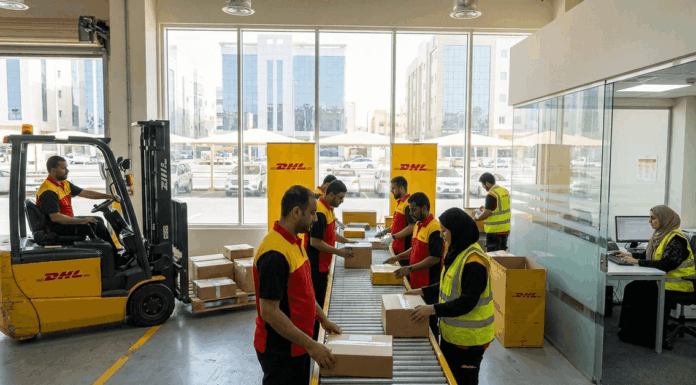 فرص عمل في DHL بالسعودية: وظائف مميزة في مجال الخدمات اللوجستية