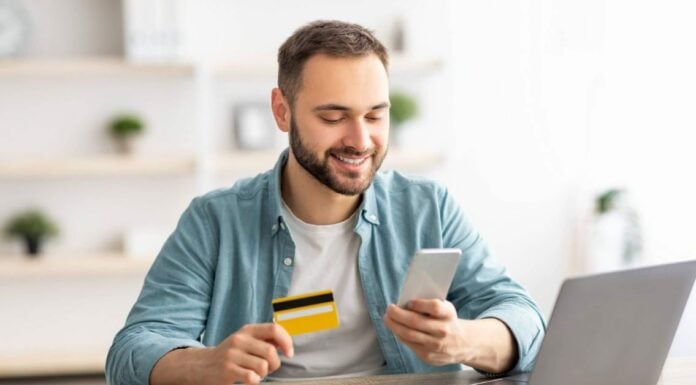 How to Choose a Rewards Card for Gas Station Purchases